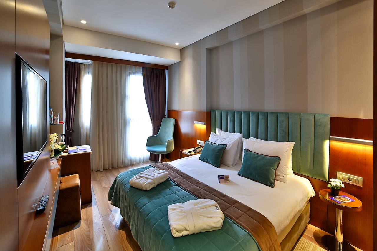 The Tango Hotel Istanbul Exterior photo