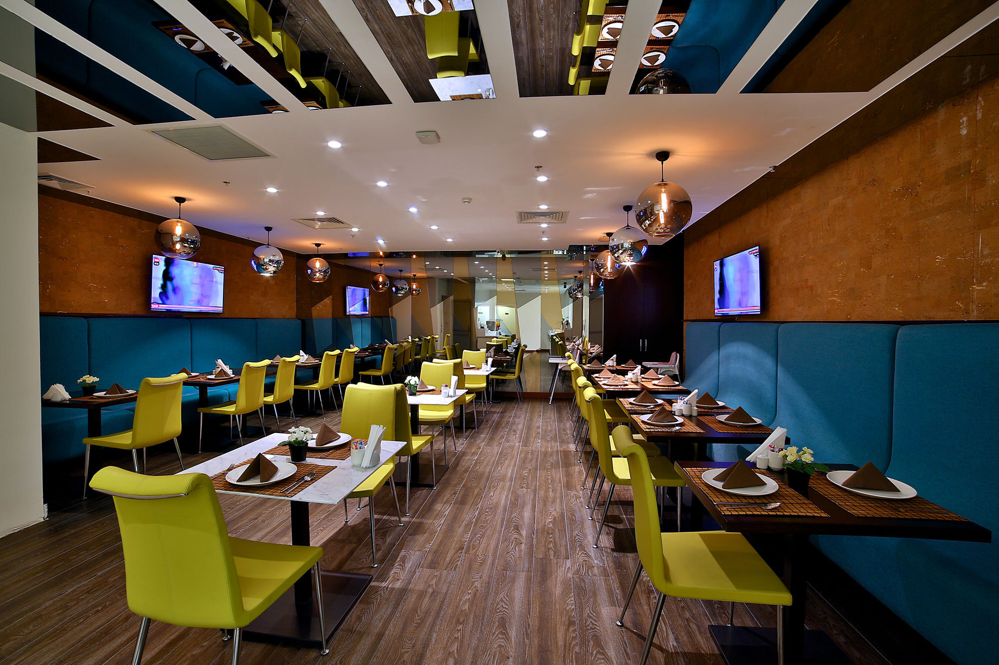 The Tango Hotel Istanbul Exterior photo